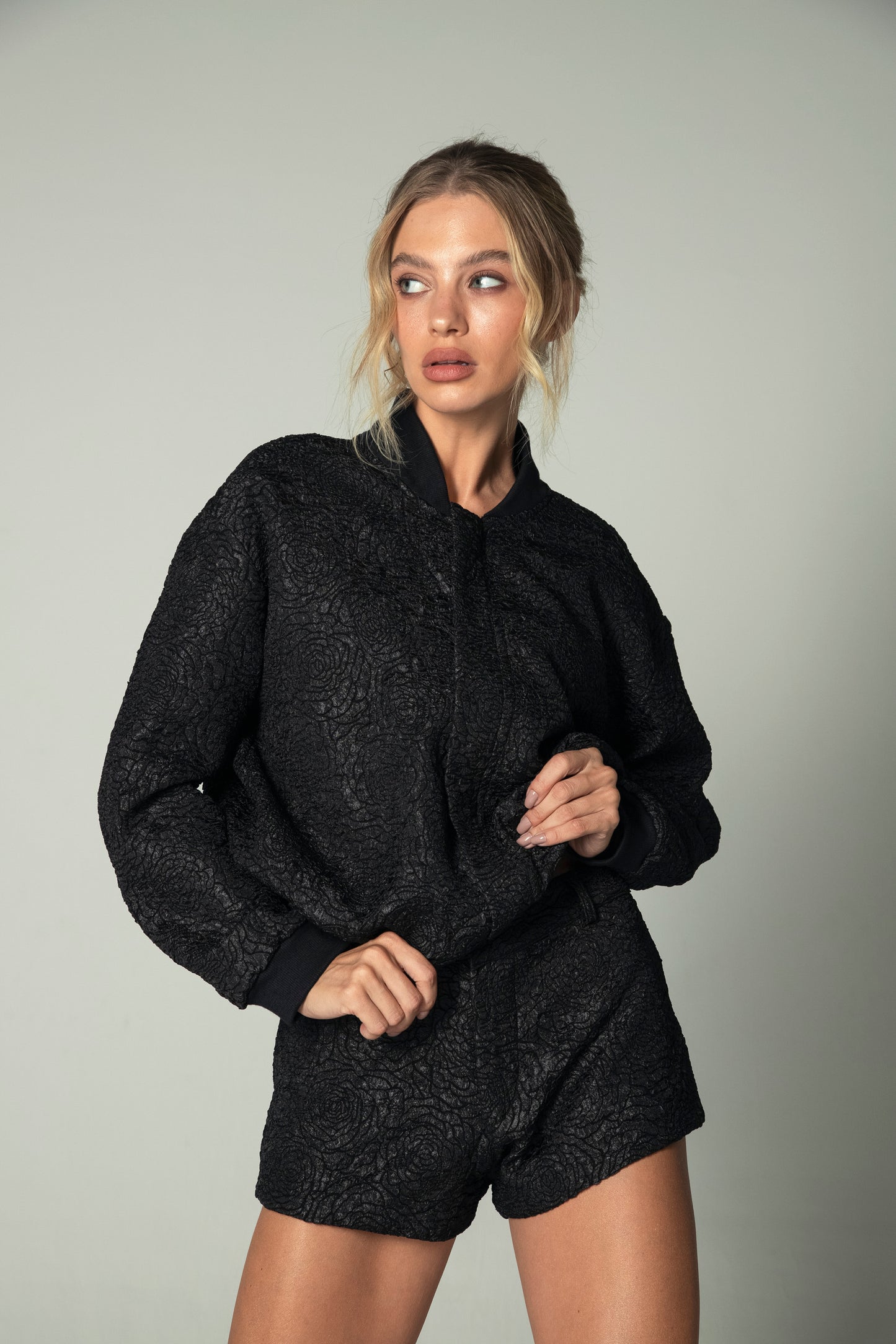 Jaqueta Bomber "Rosas Negras"