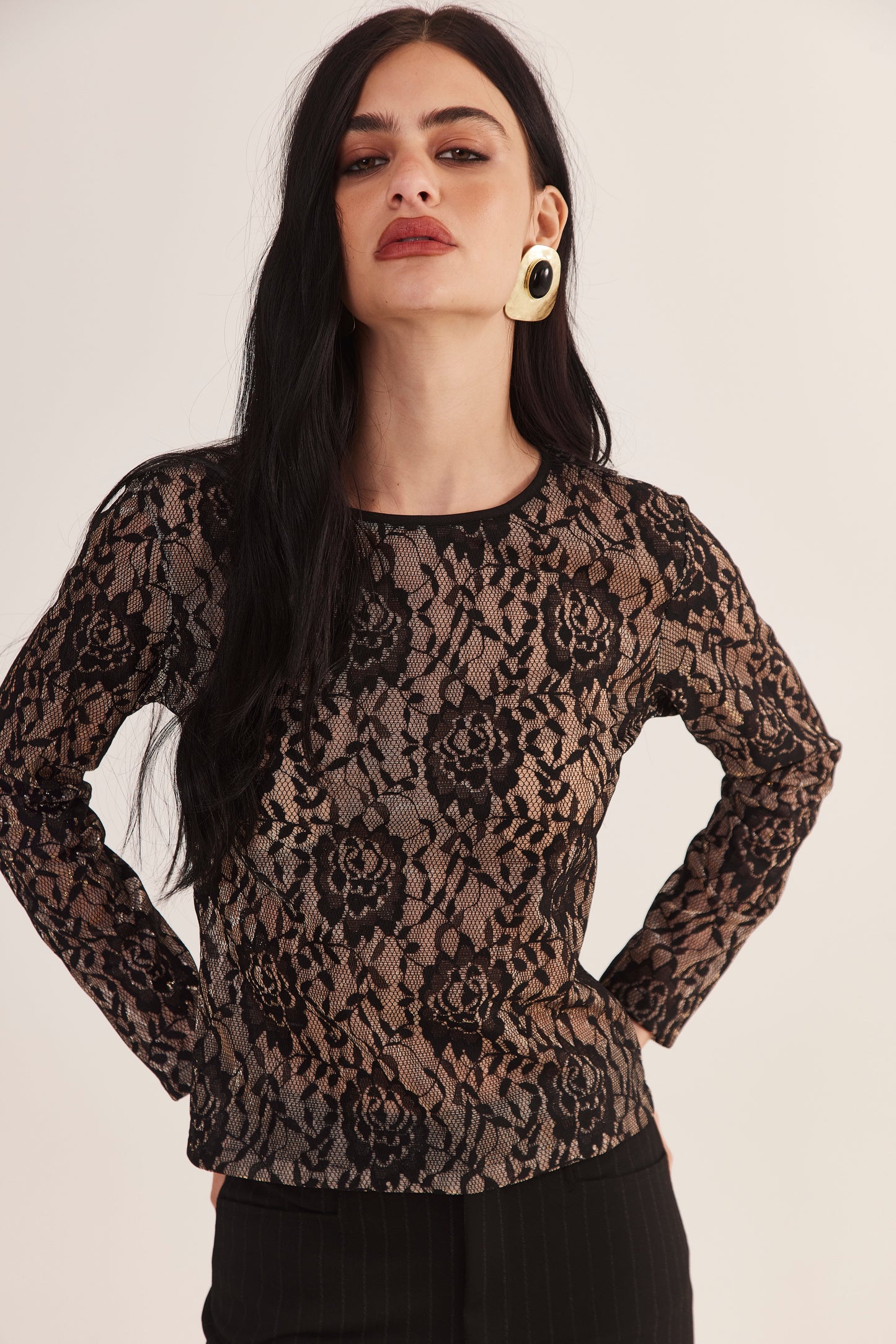 Blusa de Renda Francesa "Noir Doré"