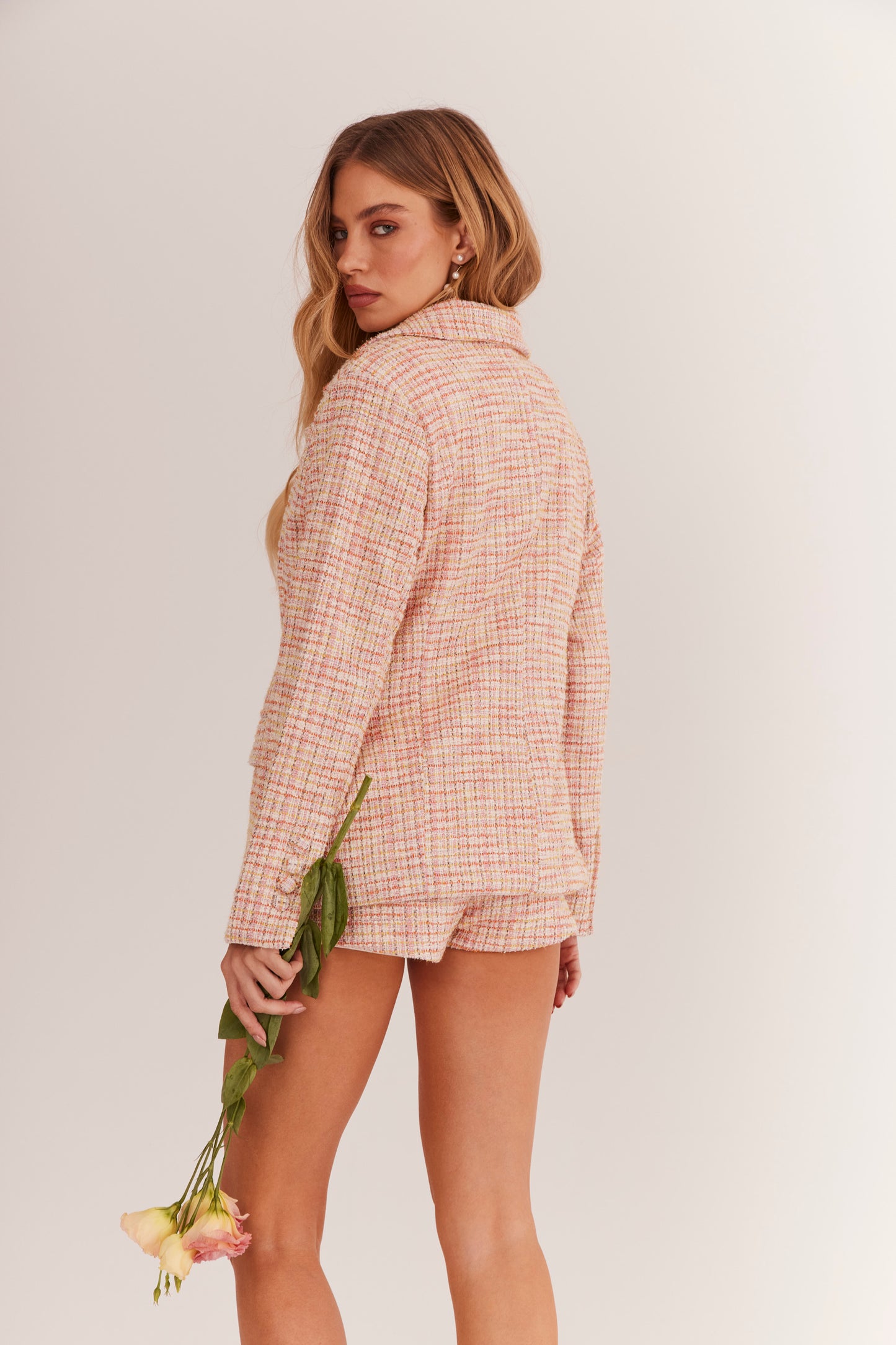 Blazer de Alfaiataria Acinturado em Tweed "Soleil Rose"
