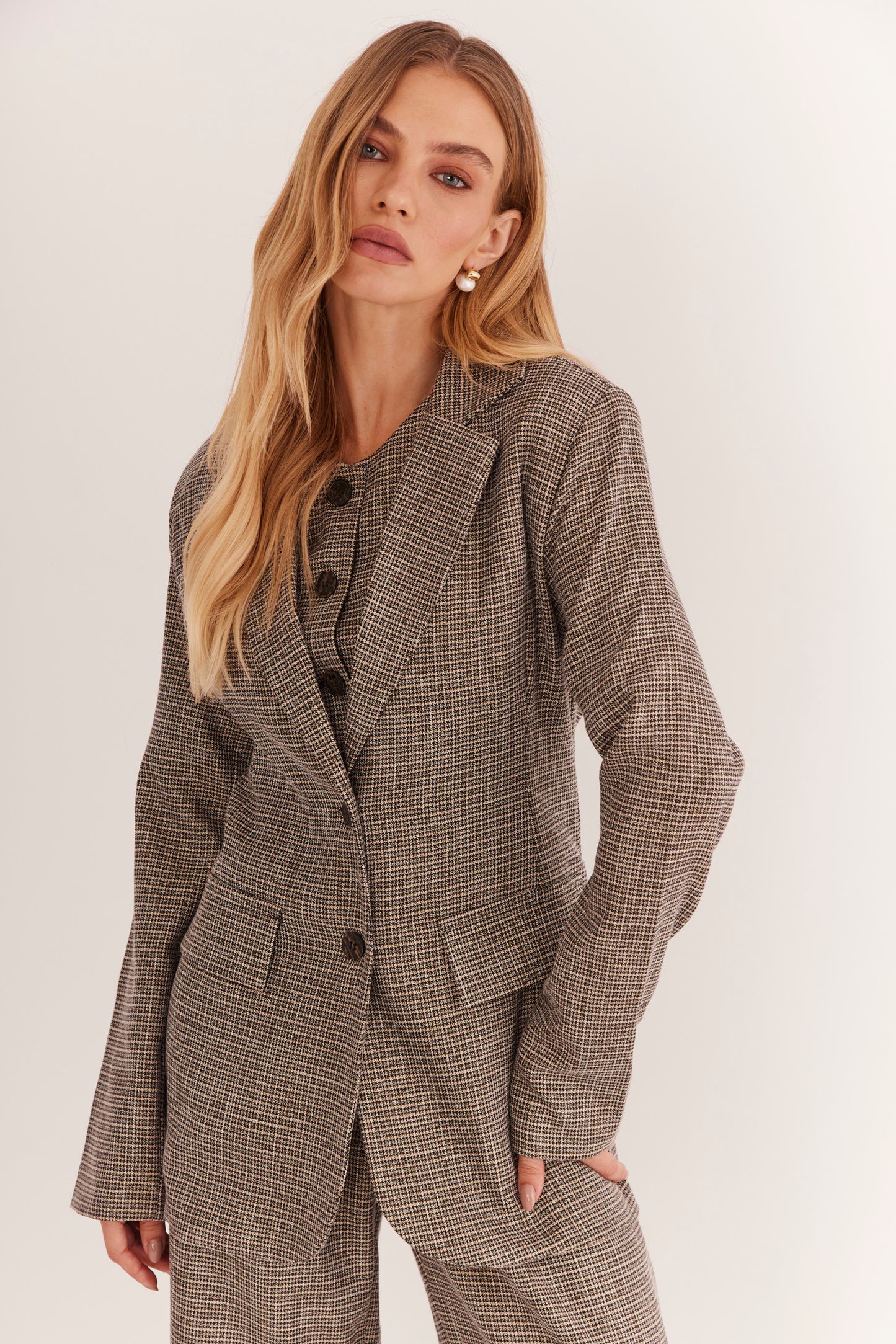 Blazer de Alfaiataria Acinturado "Amaretto"