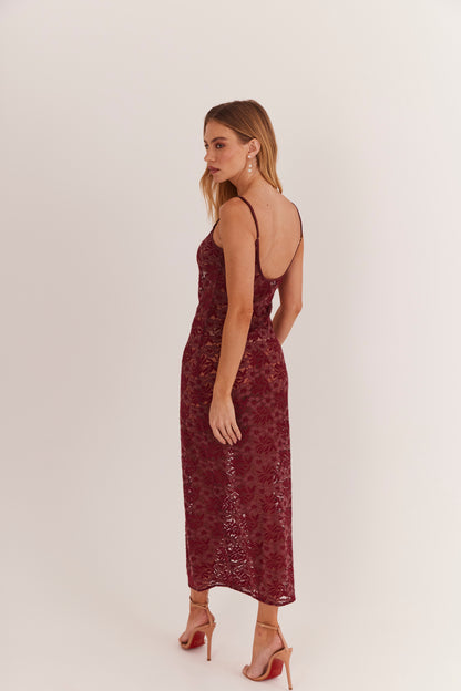 Vestido em Renda "Fiore" Marsala
